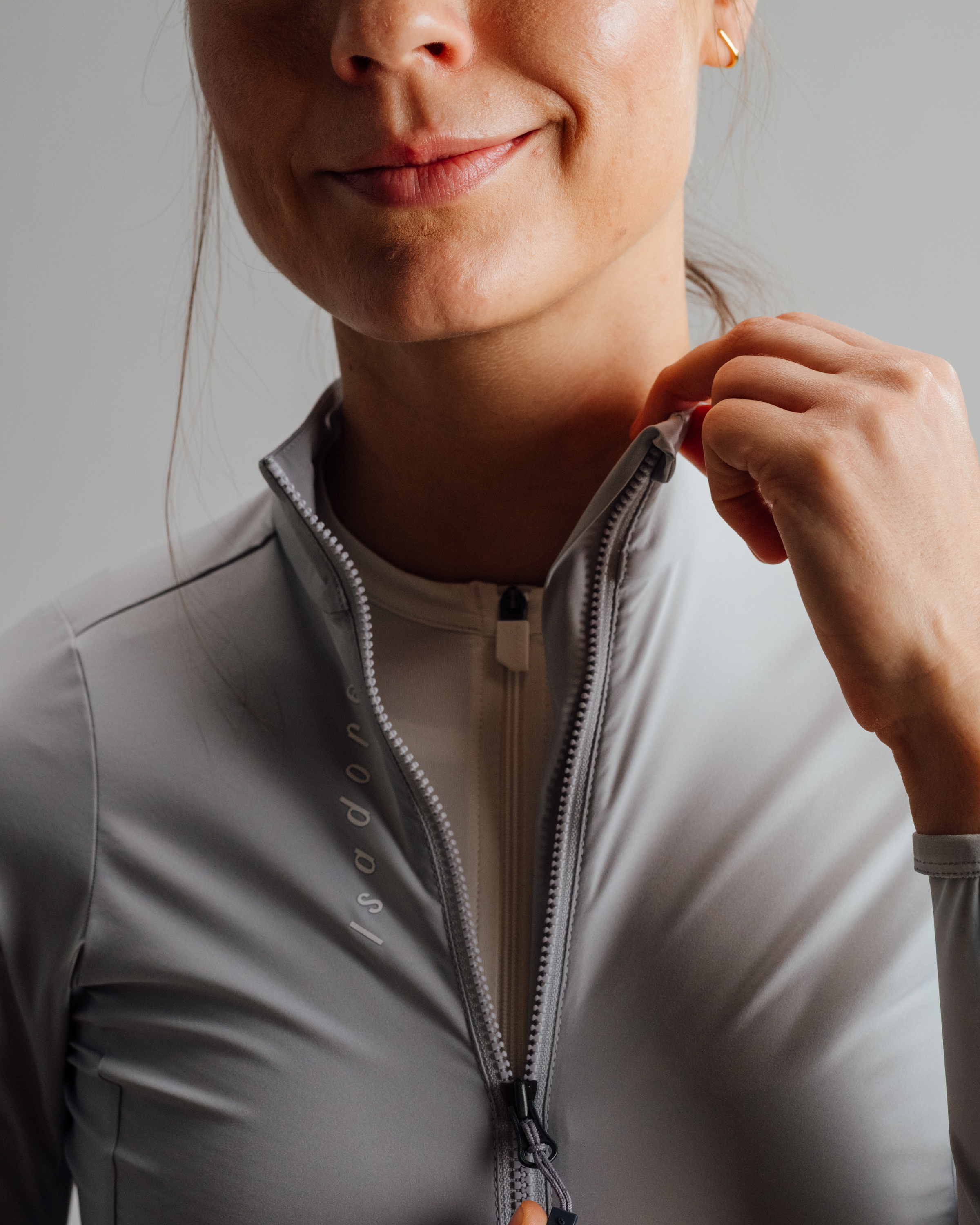 W Cyklobunda ISADORE Wind