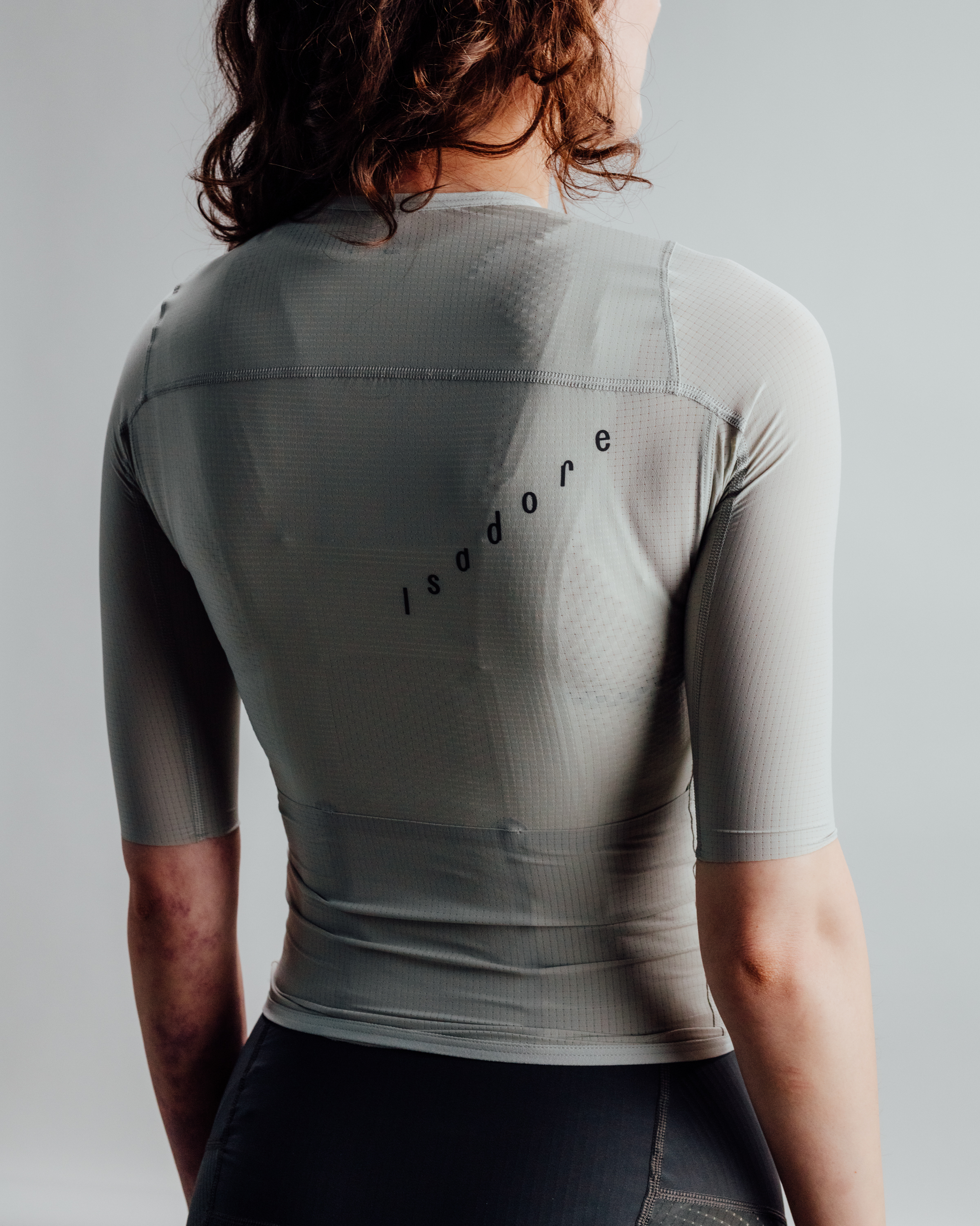 W Cyklodres ISADORE Echelon Ultralight Aero