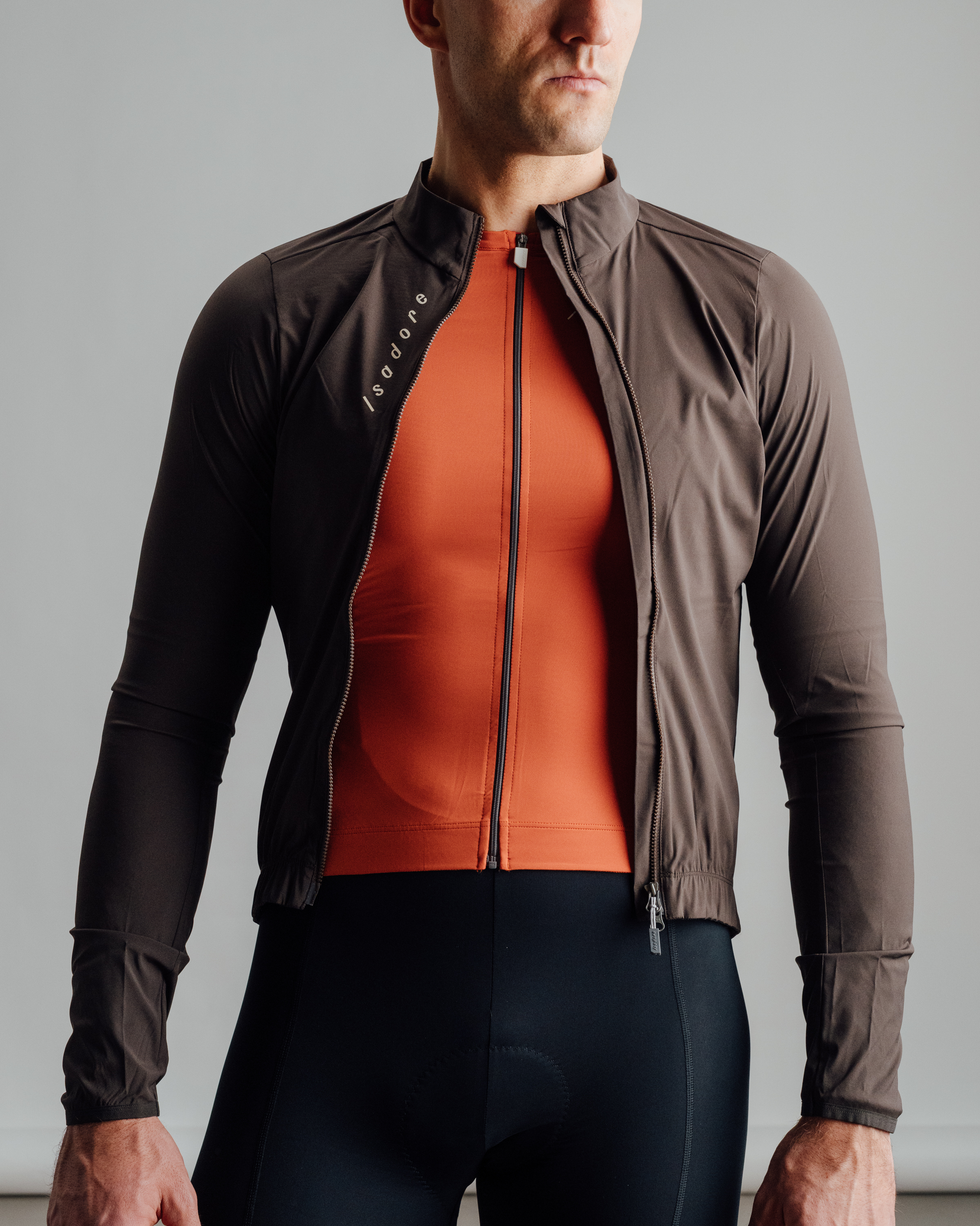 Cyklobunda ISADORE Wind