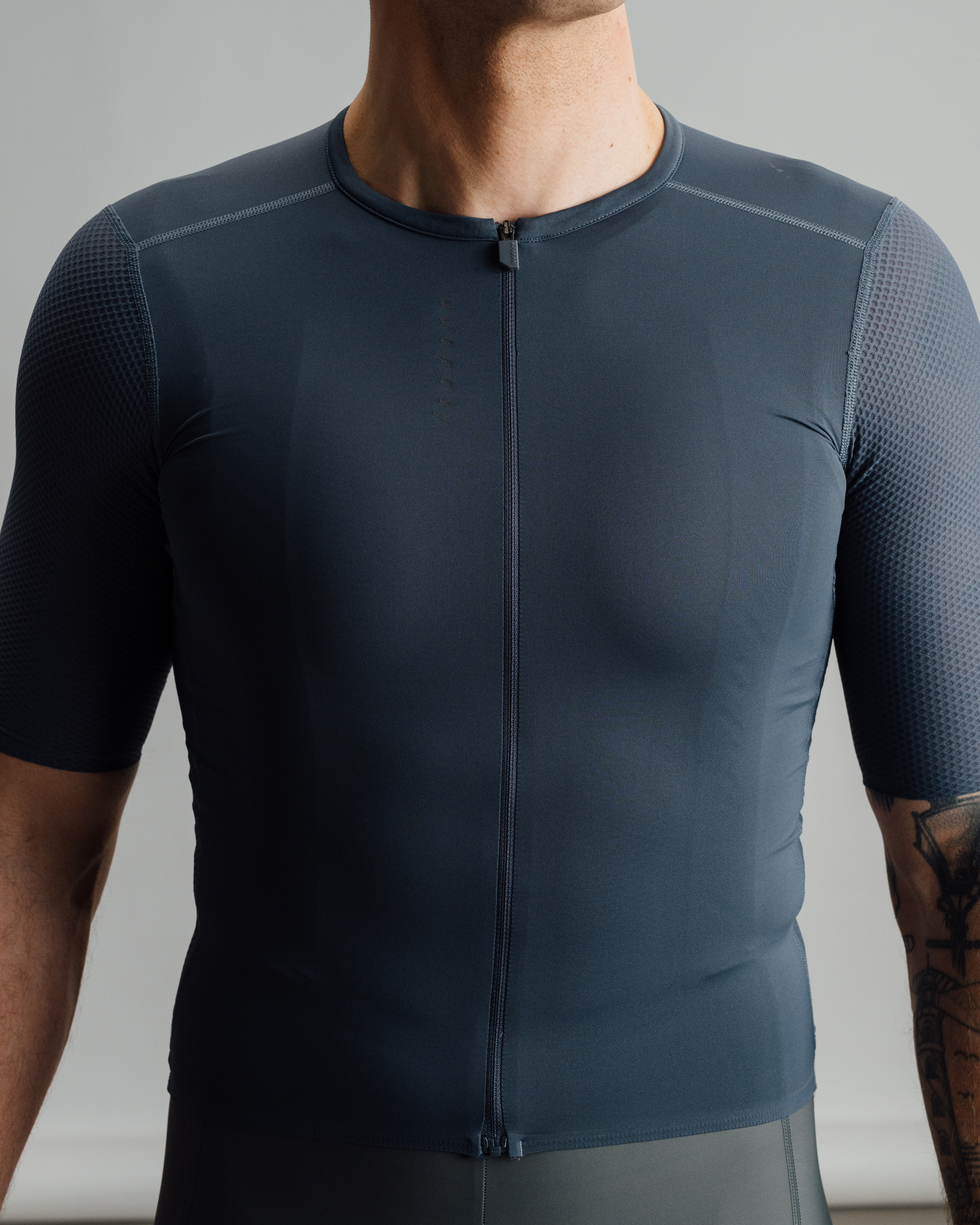 Cyklodres ISADORE Signature