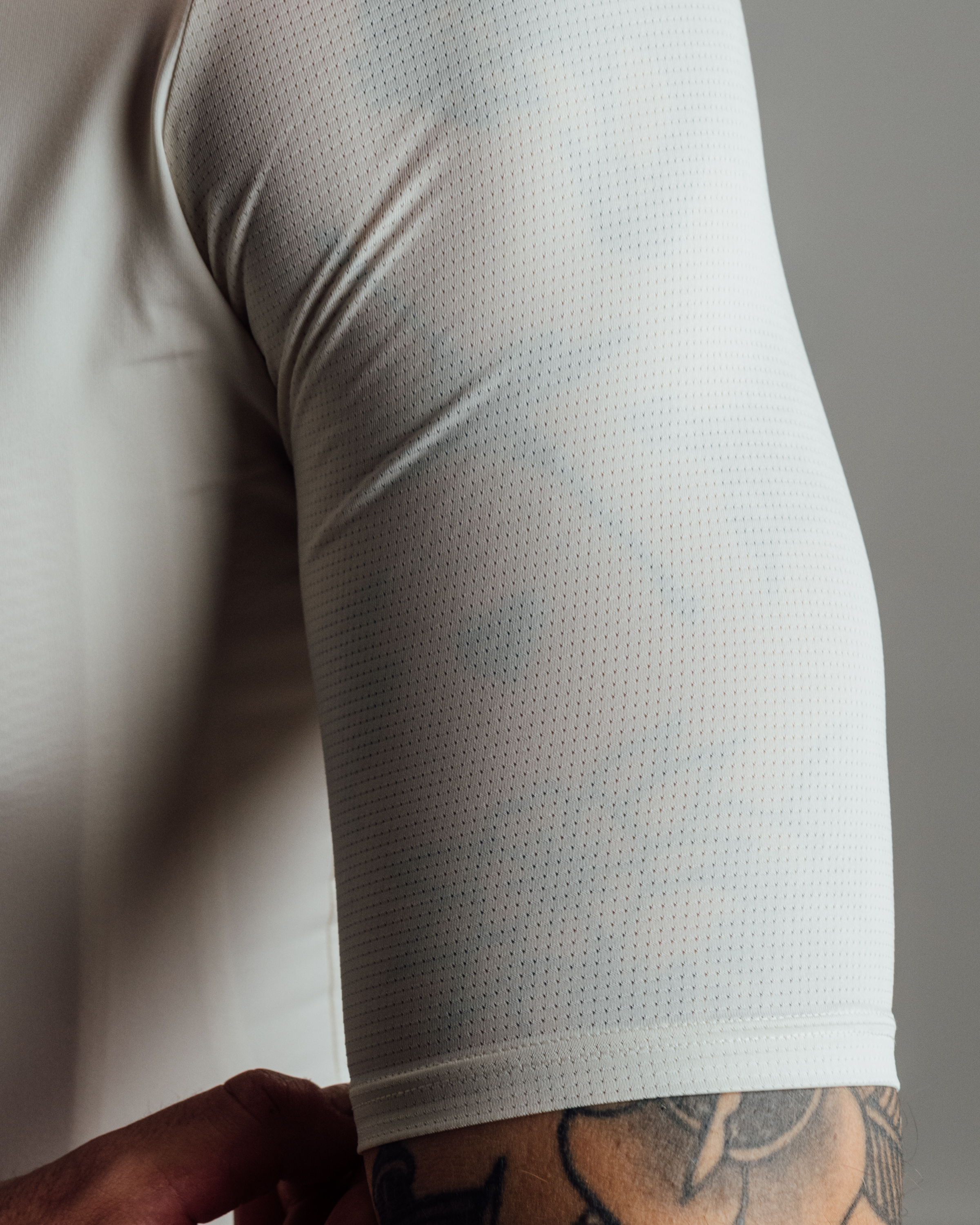 Cyklodres ISADORE Debut