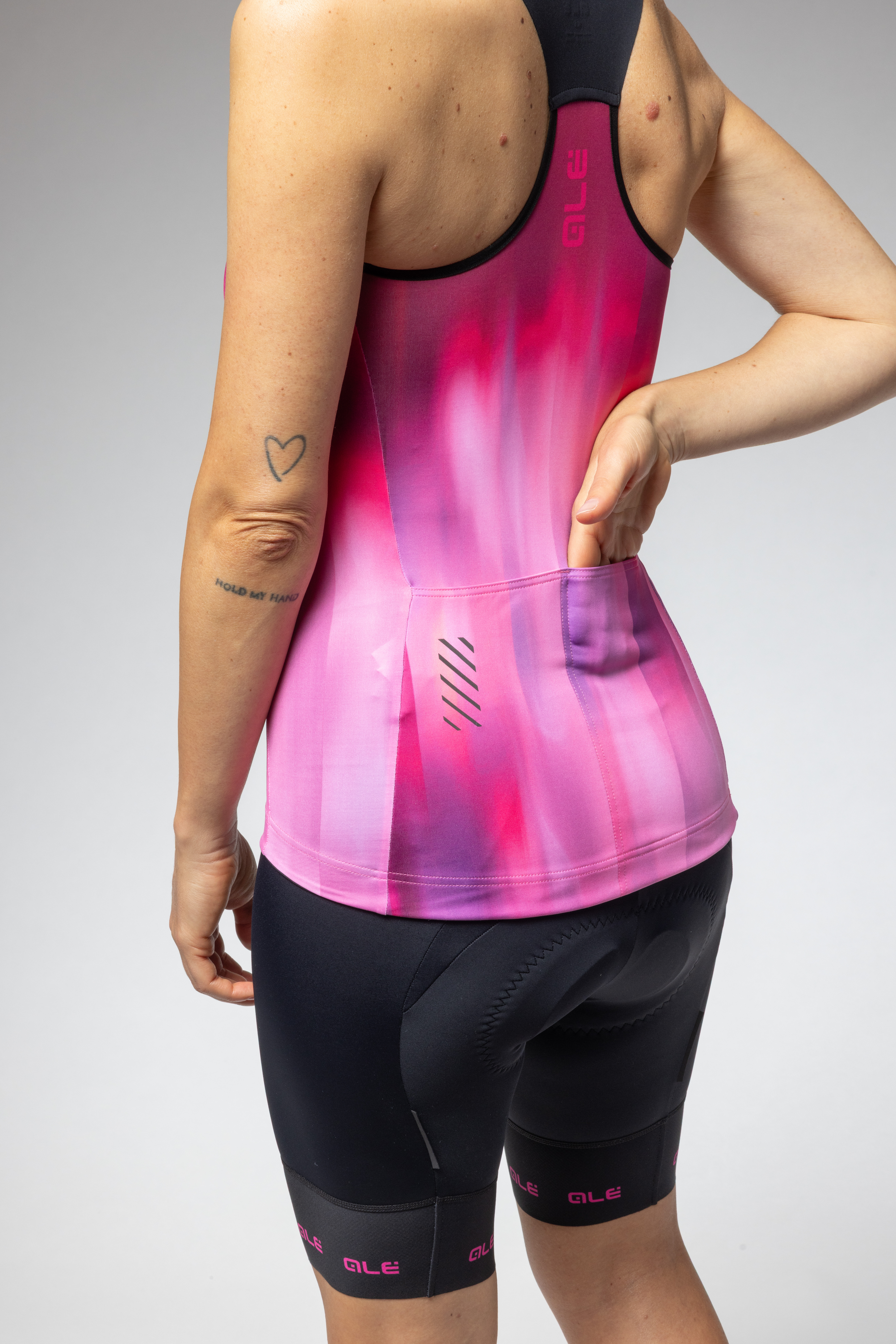 W Cyklonátělník ALÉ Crazy