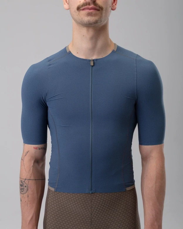 Cyklodres ISADORE Echelon Ultralight Aero