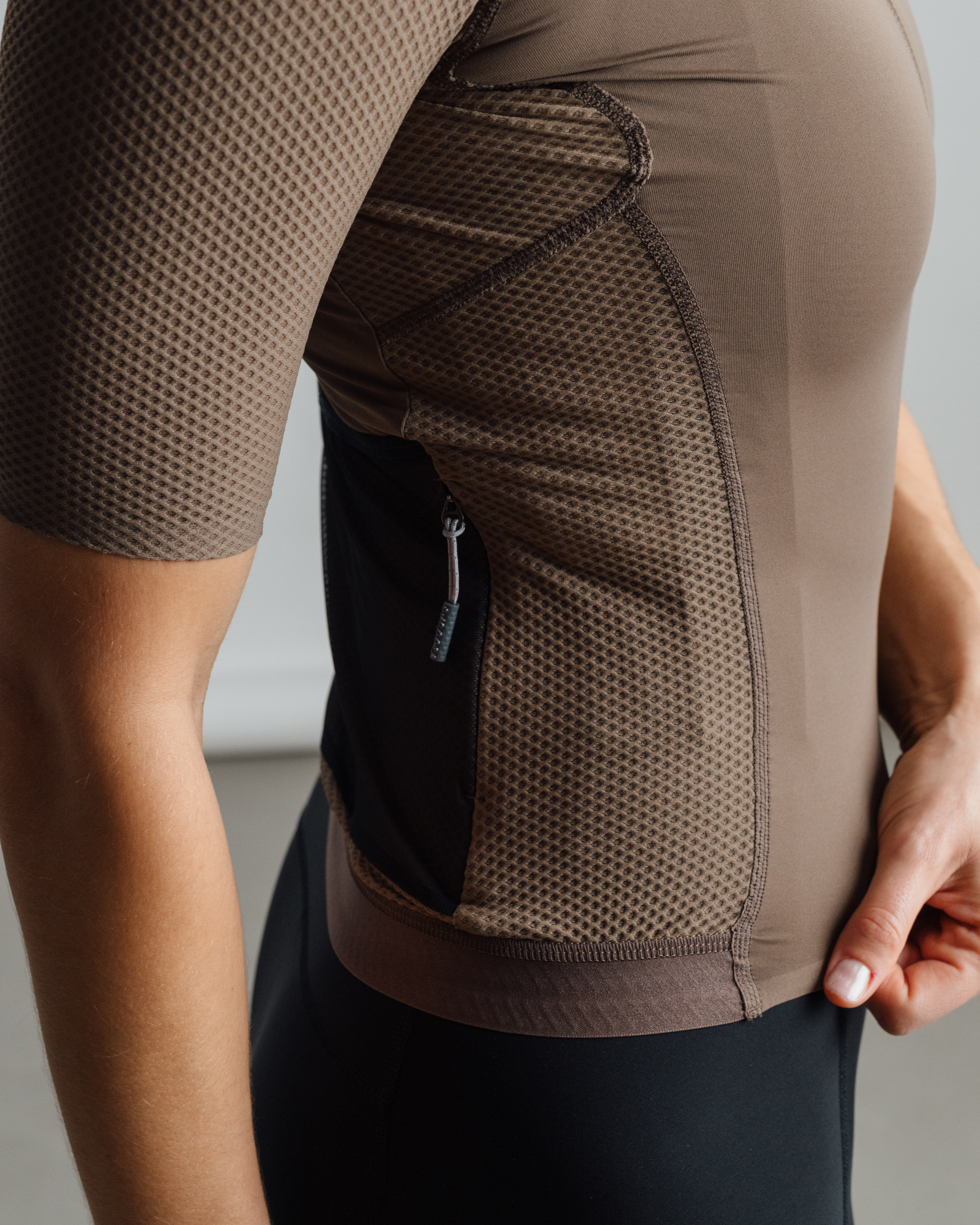 W Cyklodres ISADORE Signature