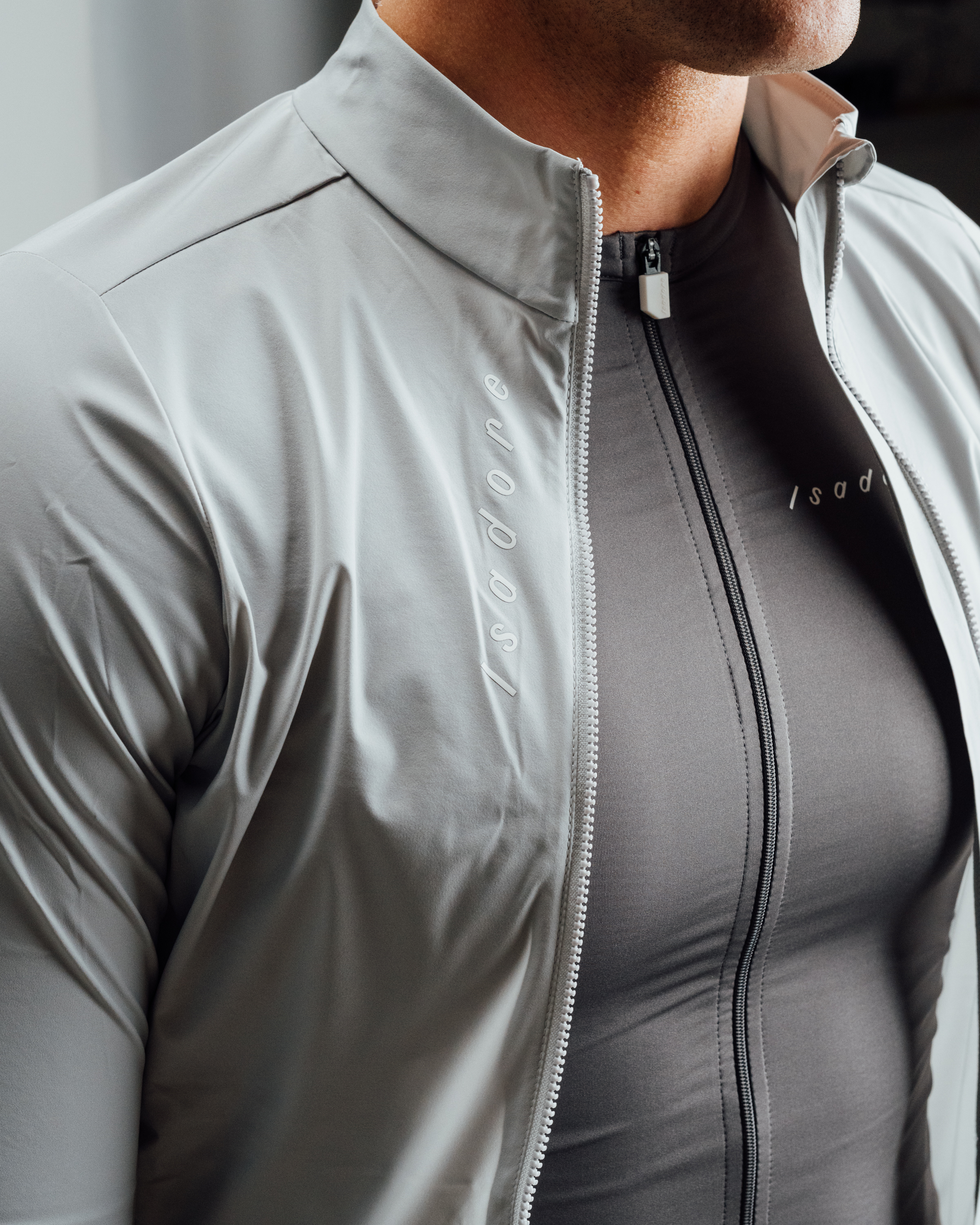 Cyklobunda ISADORE Wind