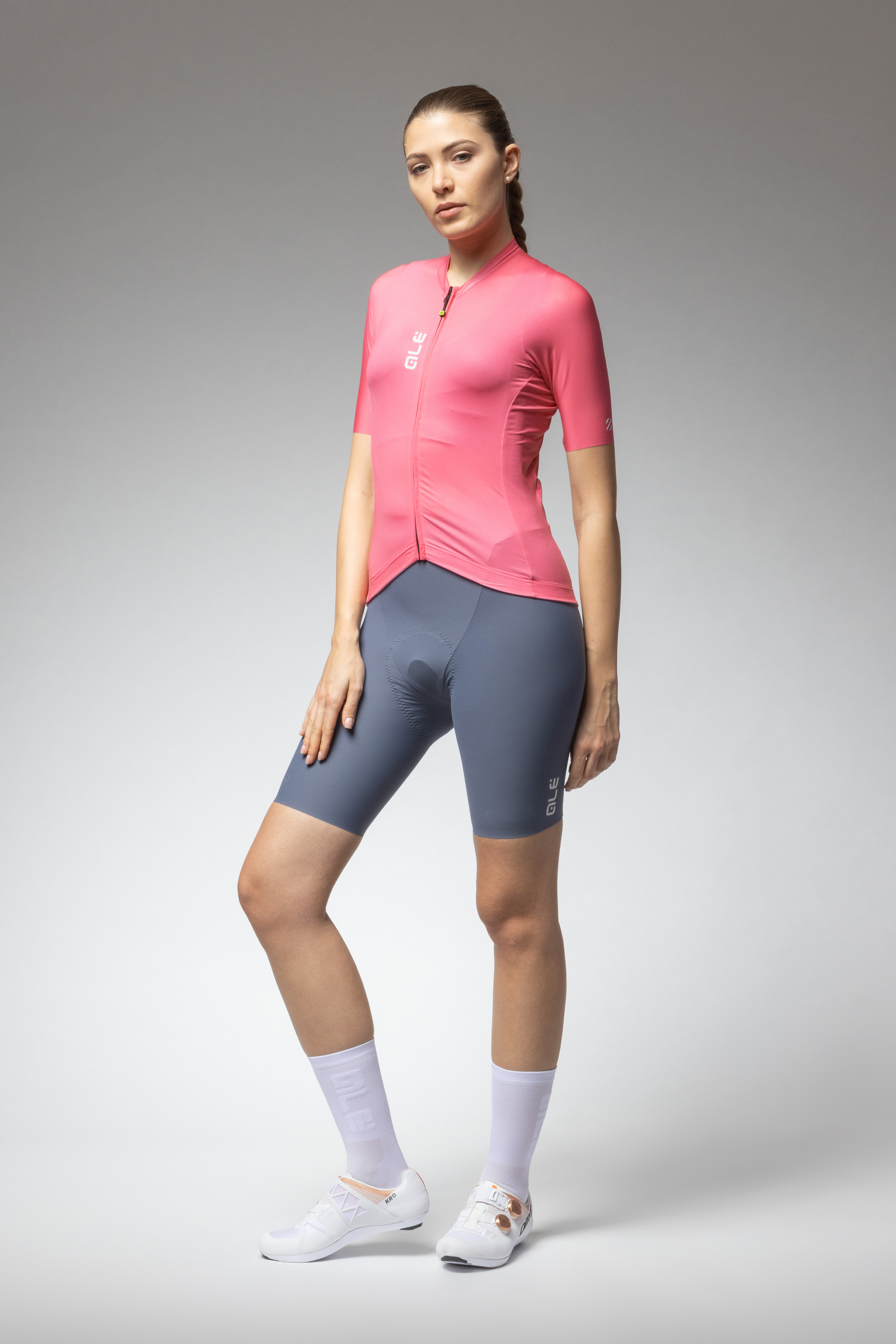 W Cyklodres ALÉ Color Block