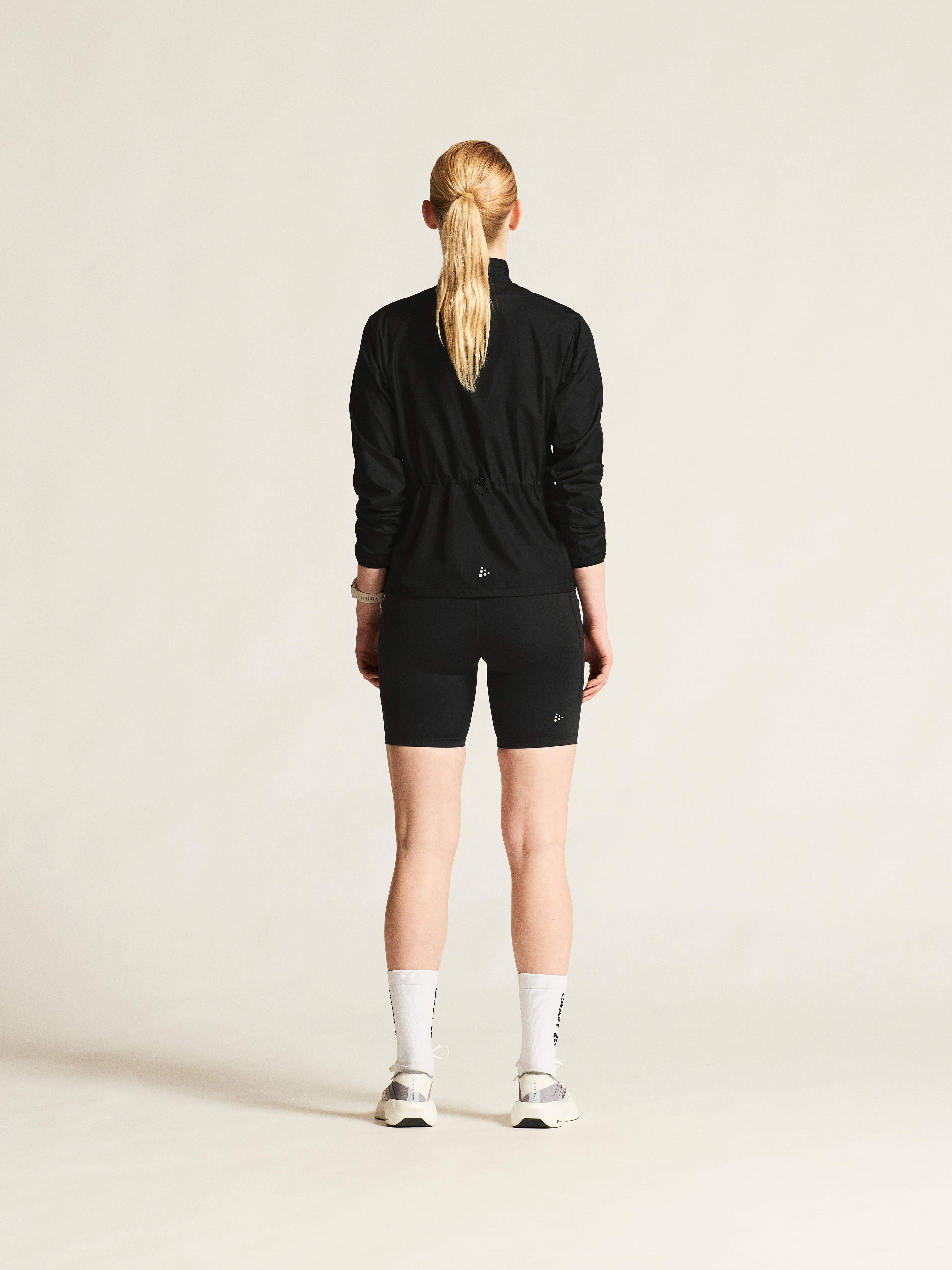 W Bunda CRAFT Essence Wind 2