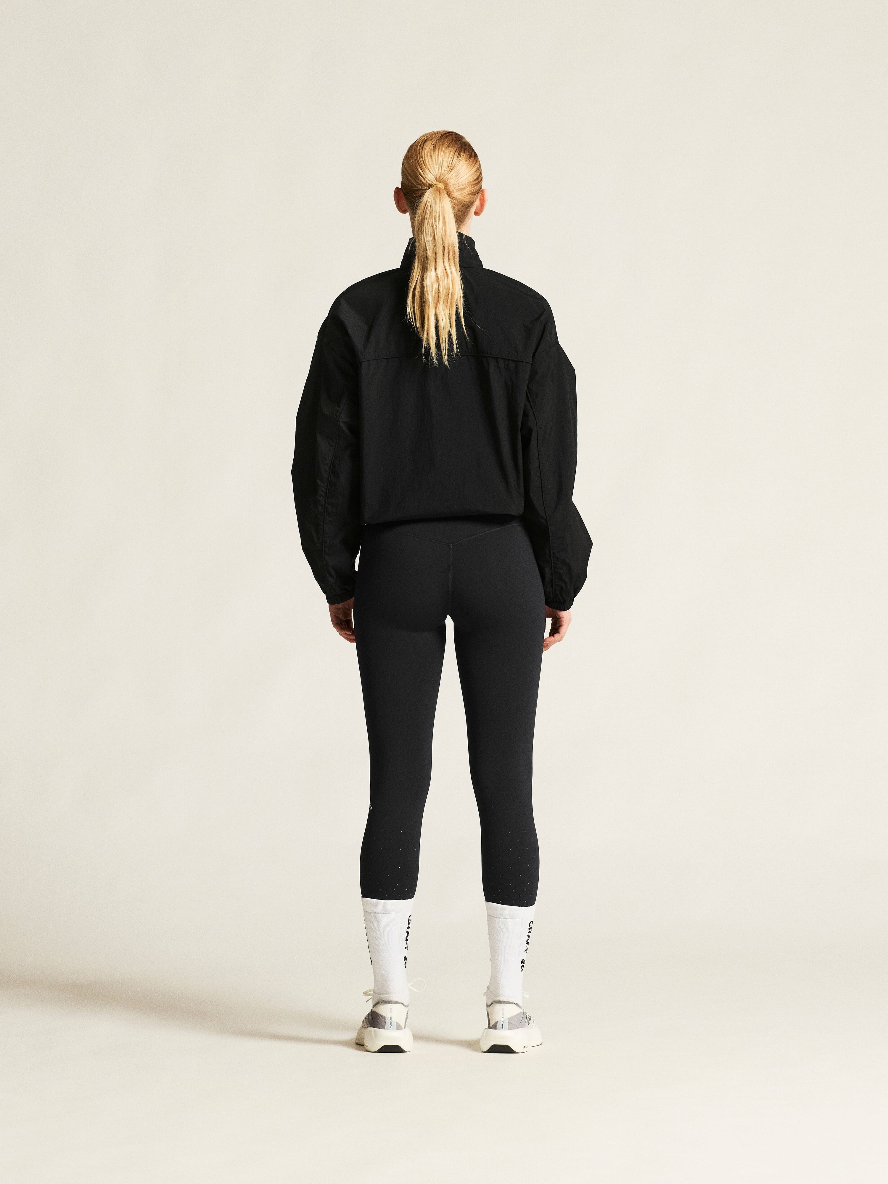 W Bunda CRAFT Hypervent Oversized Wind 