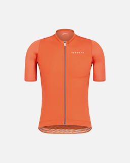 Cyklodres ISADORE Debut